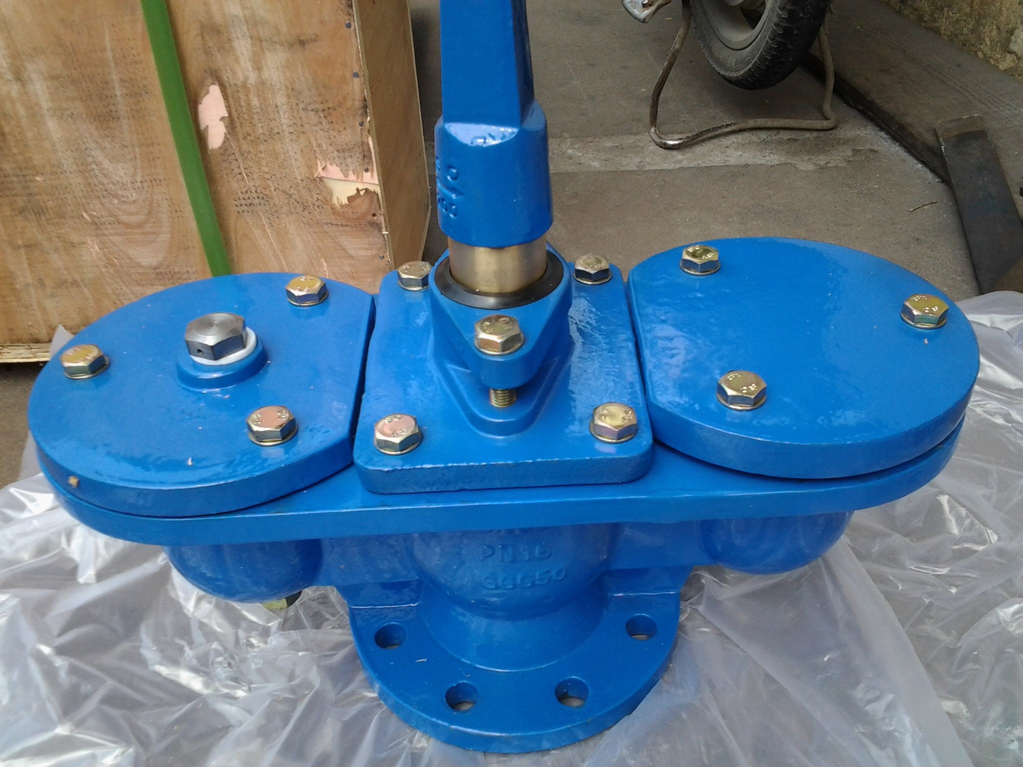Water Air Bleed Valve With Double Ball 3" And Flat Face Flange AS Per